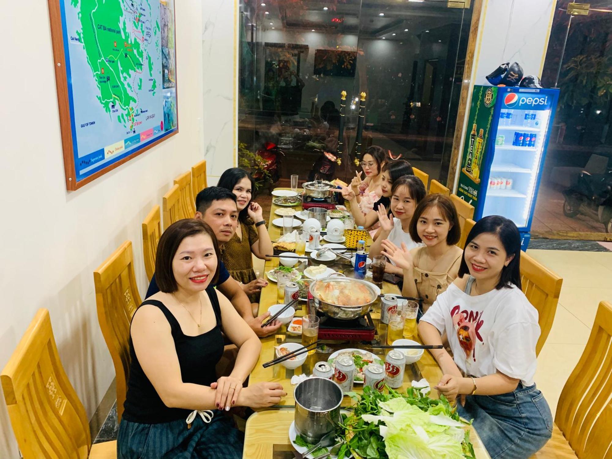 Tung Quang Hotel Dong Khe Sau 外观 照片