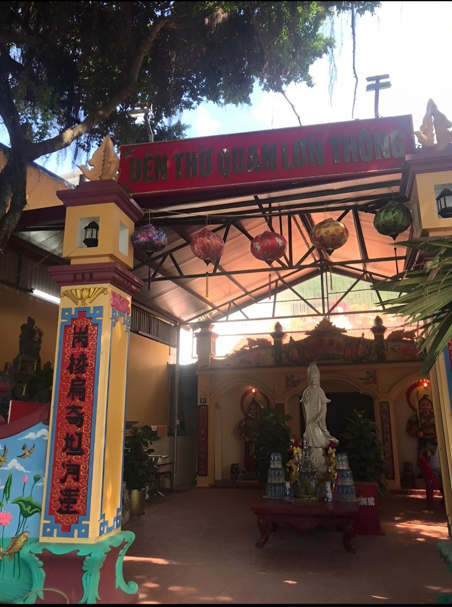 Tung Quang Hotel Dong Khe Sau 外观 照片