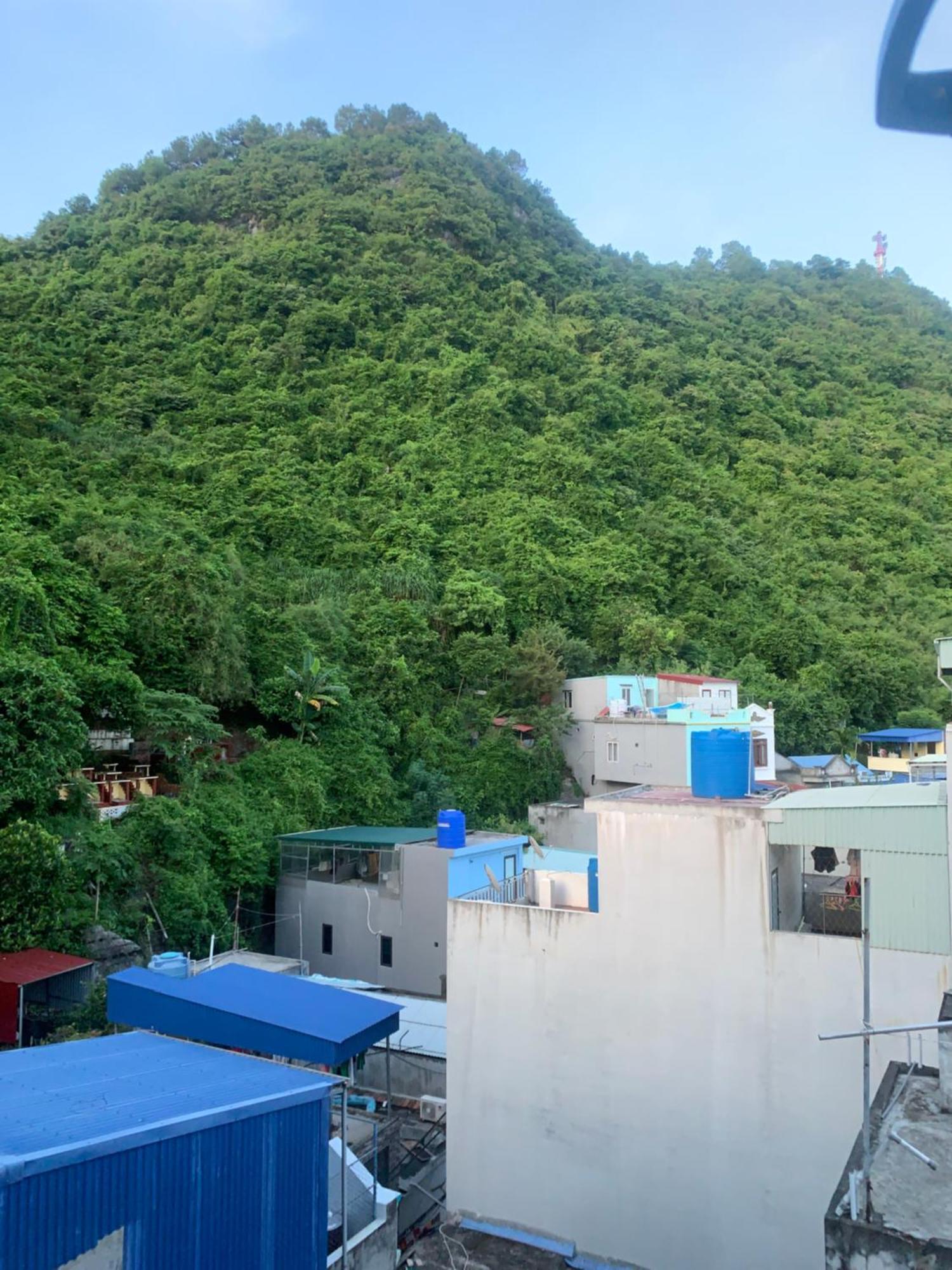 Tung Quang Hotel Dong Khe Sau 外观 照片