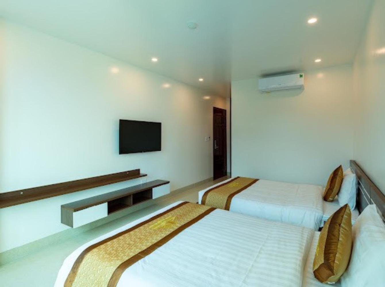 Tung Quang Hotel Dong Khe Sau 外观 照片