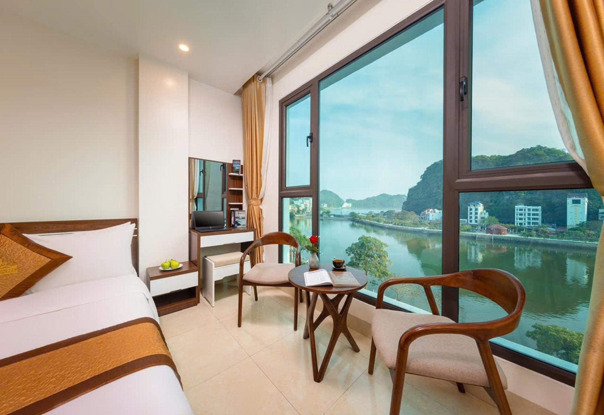 Tung Quang Hotel Dong Khe Sau 外观 照片