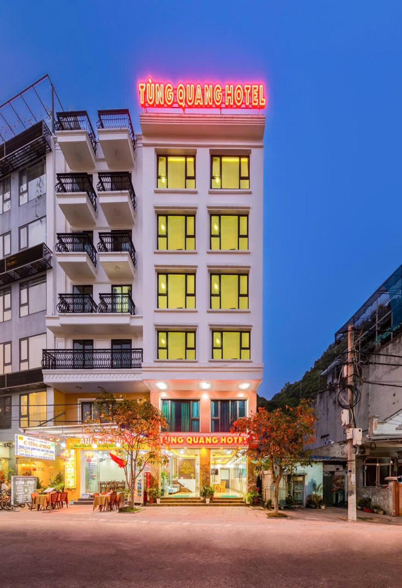 Tung Quang Hotel Dong Khe Sau 外观 照片
